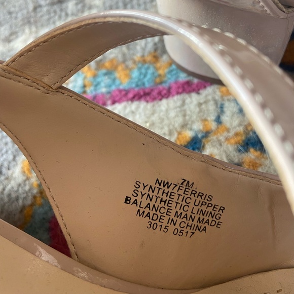 The Cutest Nine West Strappy Heels - Picture 4 of 6